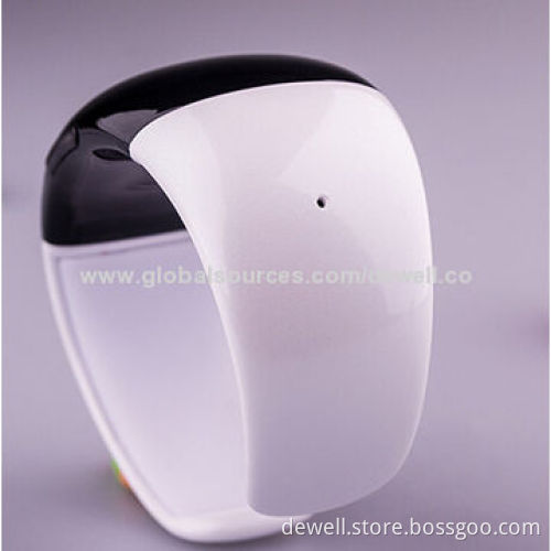 Smart Watch/Bluetooth Wireless Bracelet, Caller ID Display + Vibrating Alert for iPhone/Samsung/HTC